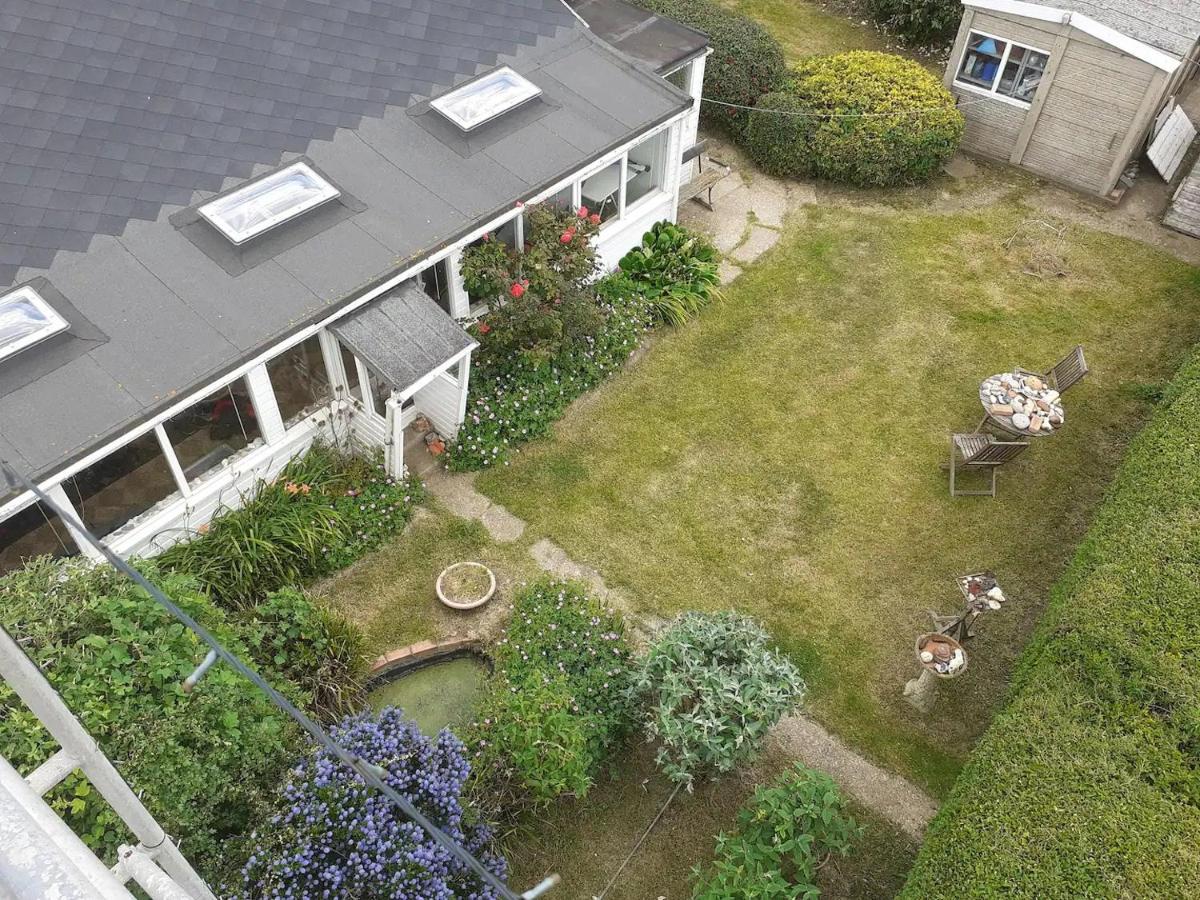 Sundial Cottage NWI Exteriér fotografie